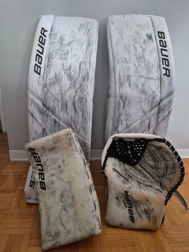 36" 2018 Bauer S29 Pads with Vapor 2X Pro Gloves Goalie Full Set Pro Stock (Used)