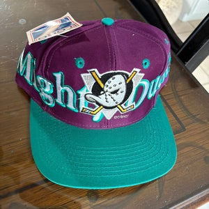 Vintage Logo 7 Mighty Ducks of Anaheim SnapBack