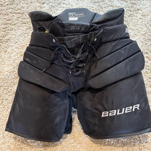 Senior Medium Bauer Pro Hockey Goalie Pants (Used)