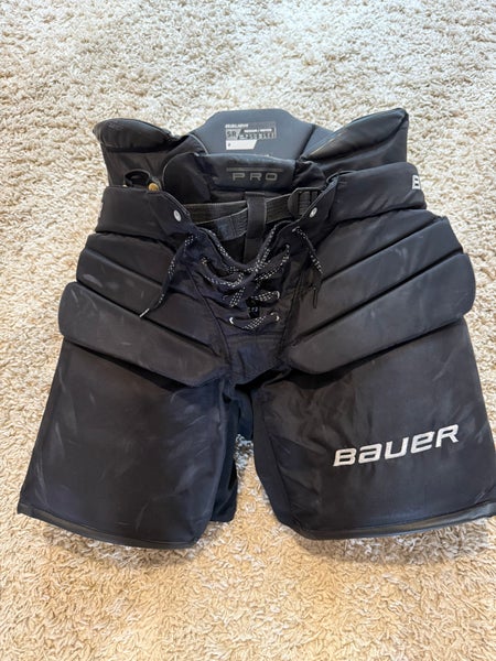 Senior Medium Bauer Pro Hockey Goalie Pants (Used)