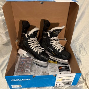 2024 Bauer Supreme M5 Pro Hockey Skates Regular Width   6.5 (Used)