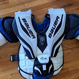 Medium Bauer Reactor 4000 INT MED Goalie Chest Protector (Used)