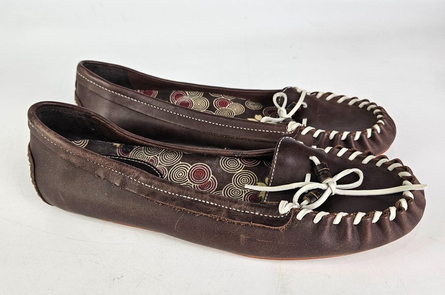 OluKai Mele Moc Womens Size: 9 Chocolate Brown Leather Slip On Moccasin Shoe