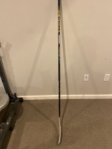 Senior CCM Tacks AS-VI Pro Left Hand Hockey Stick P29 (Used)