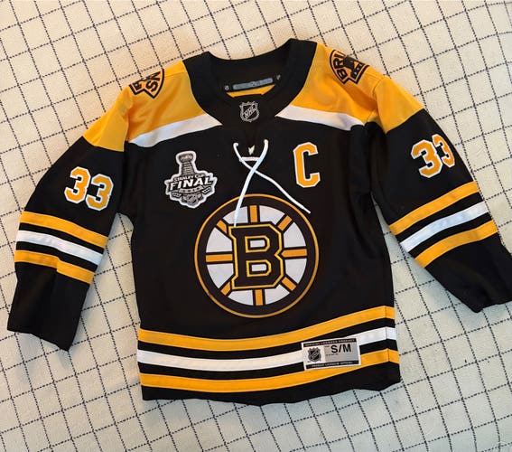 Boston Bruins (Chara #33)) Youth S/M Jersey