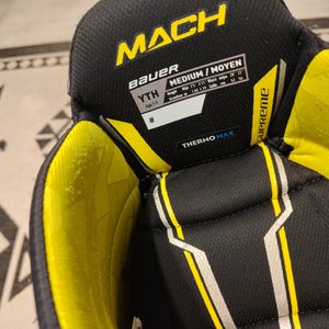 Youth Medium Bauer Supreme Mach Hockey Pants (Used)