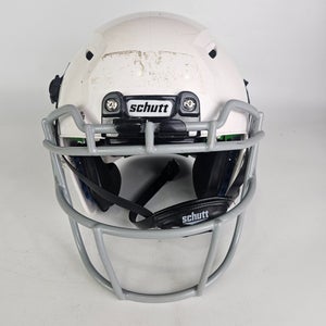 Schutt Vengeance A-3 Football Helmet White Youth Size: M With Chin Strap
