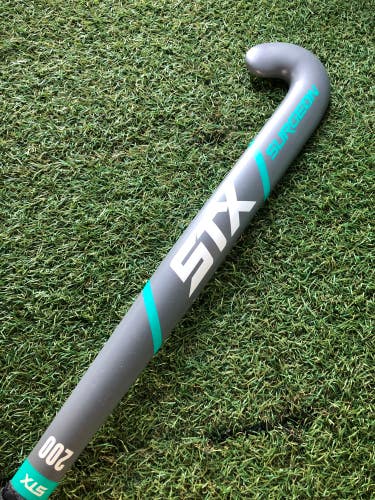 STX Surgeon 200 Field Hockey Stick (Used)