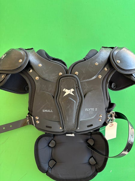 Small Youth Xenith Flyte 2 TD Shoulder Pads