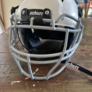 Youth Large Schutt F7 Helmet (Used)