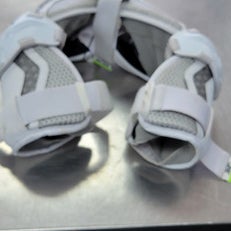 Used STX CELL VI 360+ Lacrosse Arm Pads/Guards White LG 11497-S000150166