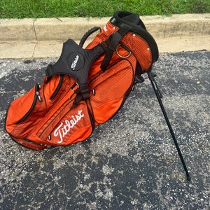 Titleist Stand 6 Way Golf Bag Used
