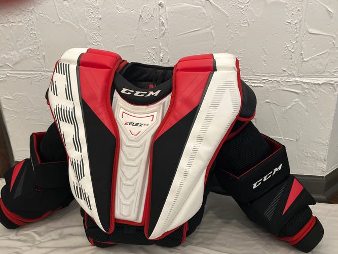 Small / Medium CCM Eflex 5.9 Goalie Chest Protector (Used)