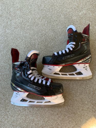 Bauer Vapor X2.7 Hockey Skates Regular Width Size 3 (Used)