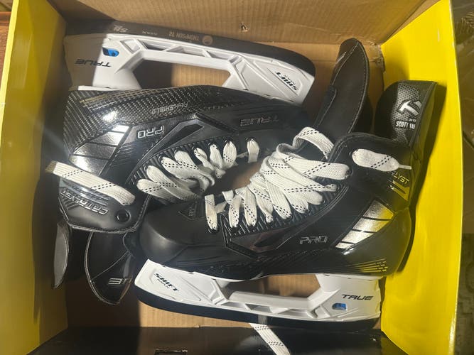 Size 10 NHL Tage Thompson True Catalyst Pro Custom Hockey Skates Wide Width Pro Stock (New)