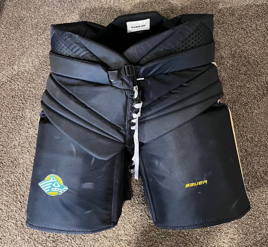 Bauer goalie pants