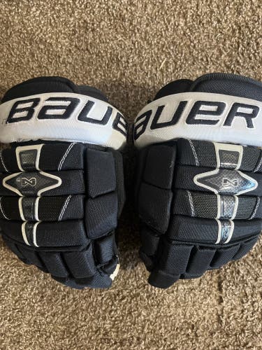Bauer Nexus N9000 Gloves 12" (Used)