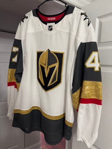 Vegas Golden Knight MiC Jersey - Size 56 OLIGNY