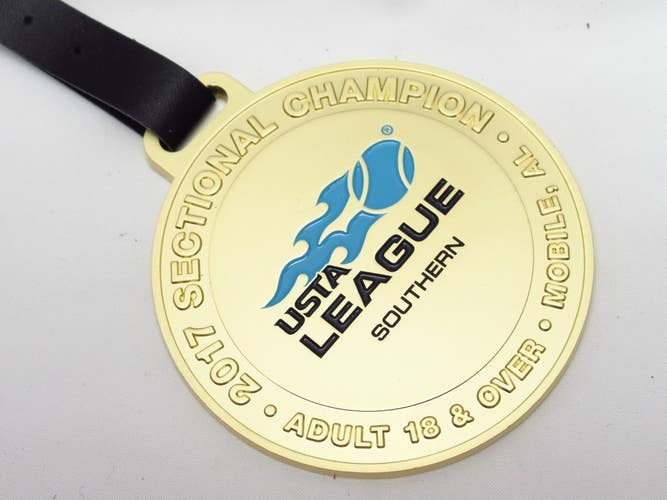 2017 USTA SOUTHERN SECTIONAL CHAMPION MEDAL / BAG TAG. ADULT 18 & OVER LEAGUE