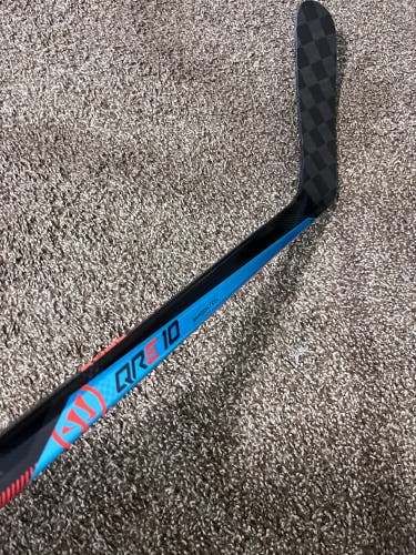 Senior Warrior Covert QRE10 Left Hand Hockey Stick T92 Pro Stock (New)
