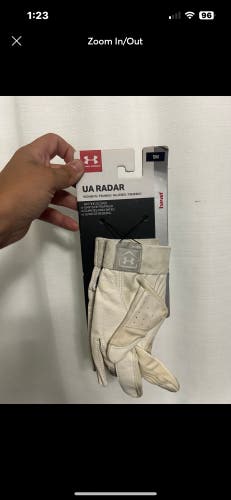 New youth small girls under armour softball batting gloves
