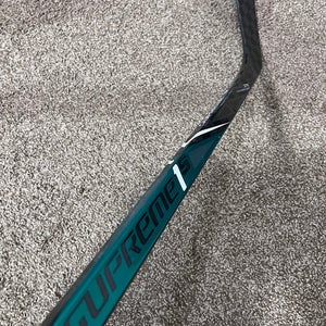 Senior Bauer Supreme 1S Left Hand Hockey Stick P106 Pro Stock (New)