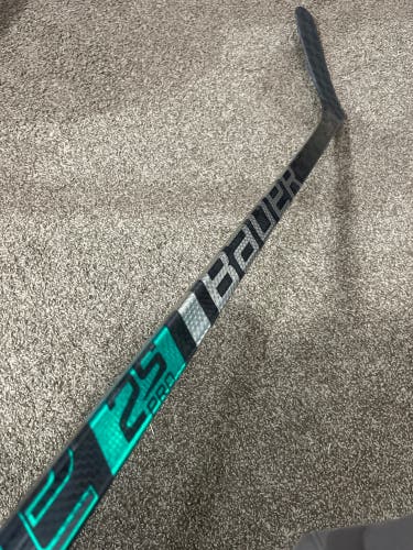 Senior Bauer Supreme 2S Pro Left Hand Hockey Stick PM9 Pro Stock (New)