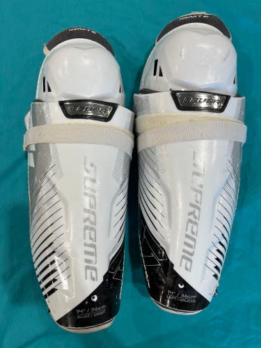 Senior Bauer Supreme Ignite Shin Pads 14" (Used)