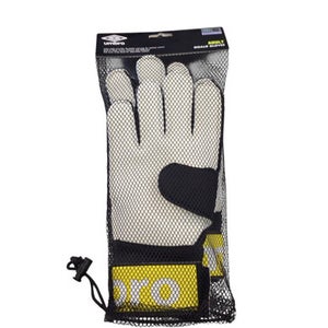 Used Umbro GOALIE GLOVES Soccer Goalie Gloves Black 9 11760-S000078482
