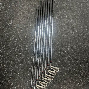 Used Maxfli AUSTRALIAN 2000 Mens Iron Set RH 3I-PW 11849-S000029431
