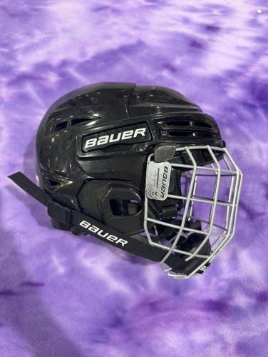 Black Youth Bauer Prodigy Helmet (Used)