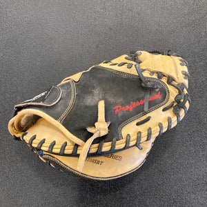 Adult All Star CM3100BT RH Catcher's Glove 33.5" (Used)