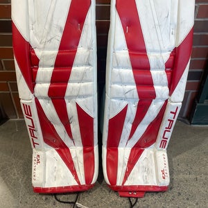 Red 34" Senior True Catalyst 7X3 Goalie Leg Pads (Used)
