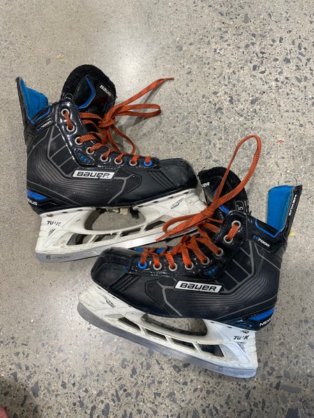 Bauer Nexus N7000 Hockey Skates | Intermediate 5 (Regular)