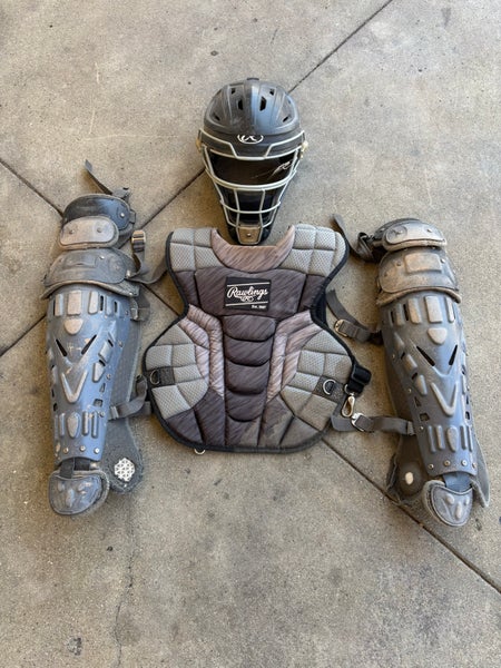 Intermediate Rawlings Velo 2.0 Catcher's Set