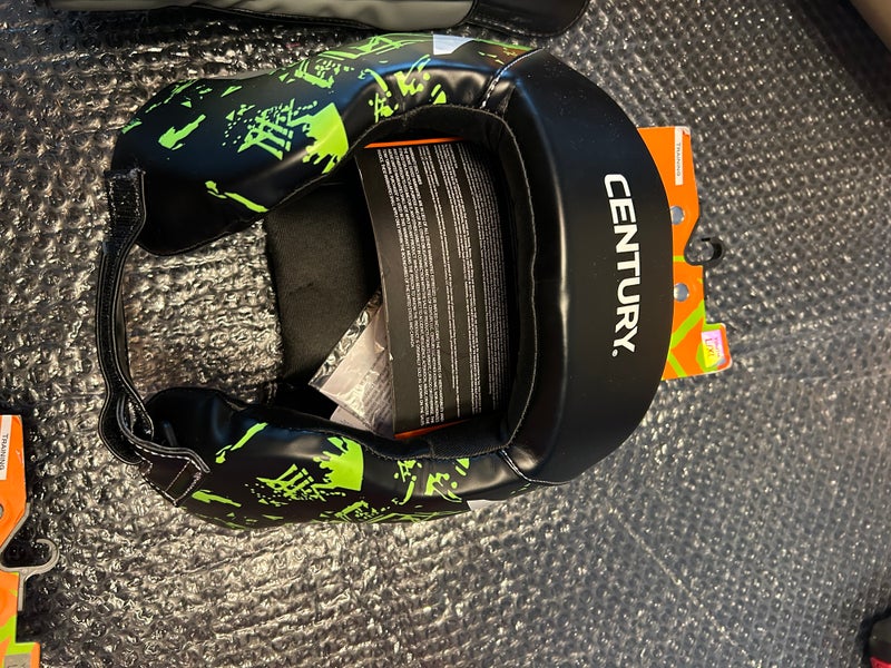 New century mma headgear youth large /xl