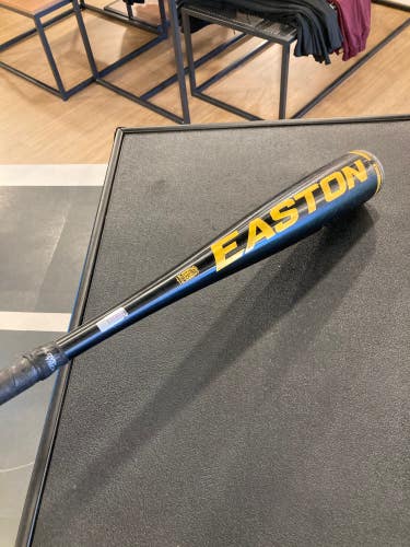 2023 Easton Black Magic Alloy Bat USSSA Certified (-10) Alloy 18 oz 28" (Used)