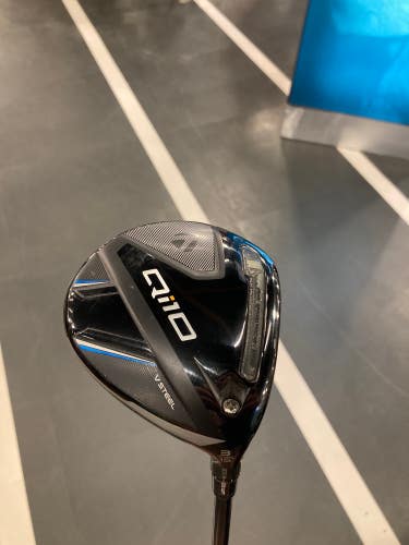 Men's TaylorMade Qi10 Fairway Wood Right Handed Stiff Flex 3 Wood (Used)