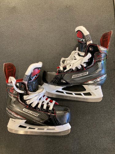 Bauer Vapor X2.7 Hockey Skates Extra Wide Width | Youth Size: 12.5
