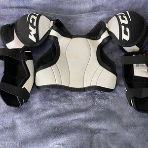 Small Youth CCM LTP Shoulder Pads (Used)
