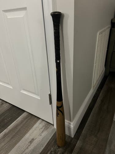 Victus V-Cut Bat (-3) 29oz 32" (Used)