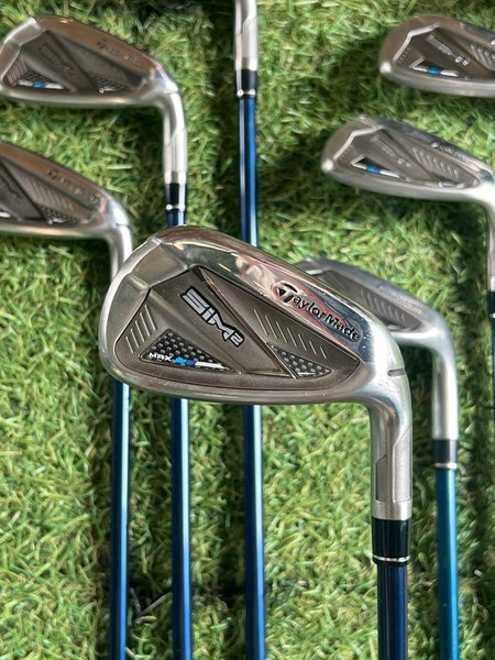 TaylorMade SIM 2 Max Iron Set Right Handed - Fujikura Ventus Blue Shaft (Used)