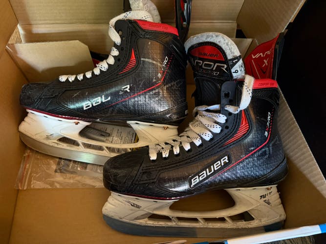 Bauer Vapor 3X Pro Hockey Skates Size 6 (Used)