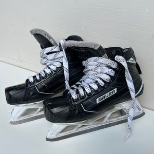 Bauer Supreme S190 Hockey Goalie Skates Regular Width Size 4.5 (Used)