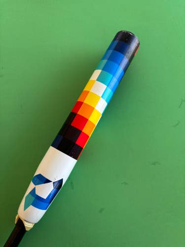 White 2023 DeMarini Prism+ Composite Bat (-10) Composite 21 oz 31"