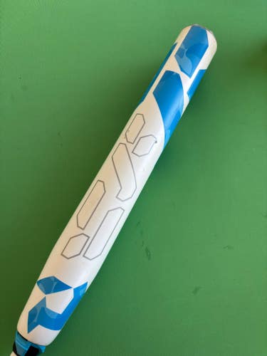 White 2023 DeMarini CF Composite Bat (-10) Composite 23 oz 33"