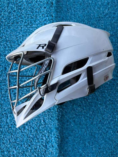 White Adult Cascade R Helmet (Used)