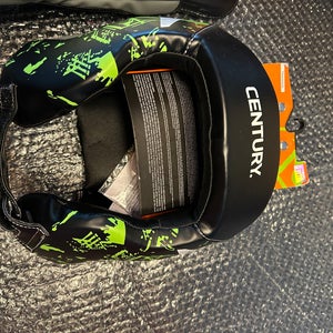 New youth large /xl century brave head gear mma kickboxing