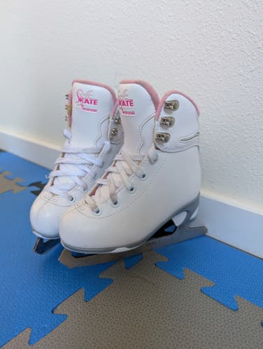 Figure skates-Soft Skate by Jackson size 10J