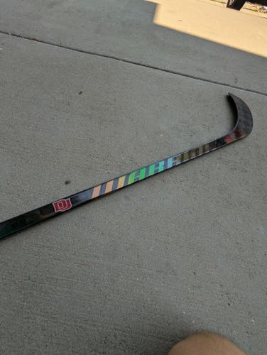 Senior Warrior Covert QR6 pro Right Hand Hockey Stick W28 Pro Stock (Used)